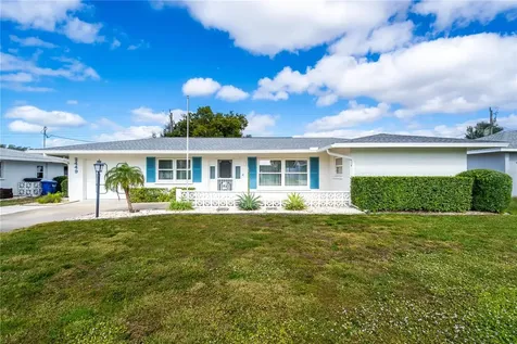 2449 Breakwater Circle Sarasota FL 34231