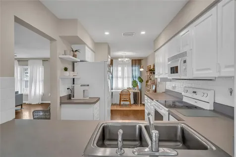 2449 Breakwater Circle Sarasota FL 34231