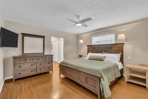 2449 Breakwater Circle Sarasota FL 34231