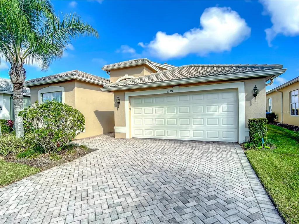 15914 Golden Lakes Drive Wimauma FL 33598