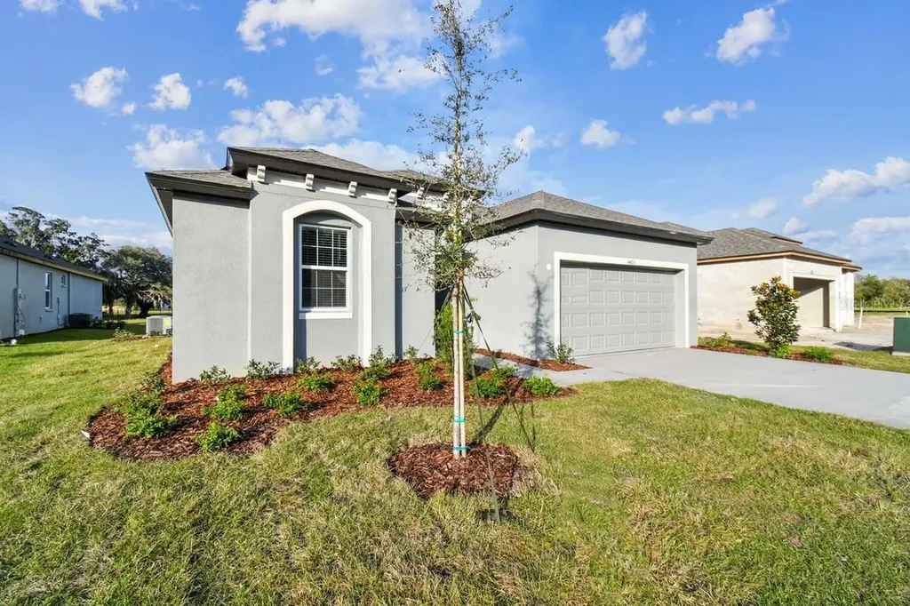 34815 Mulrion Drive Zephyrhills FL 33541