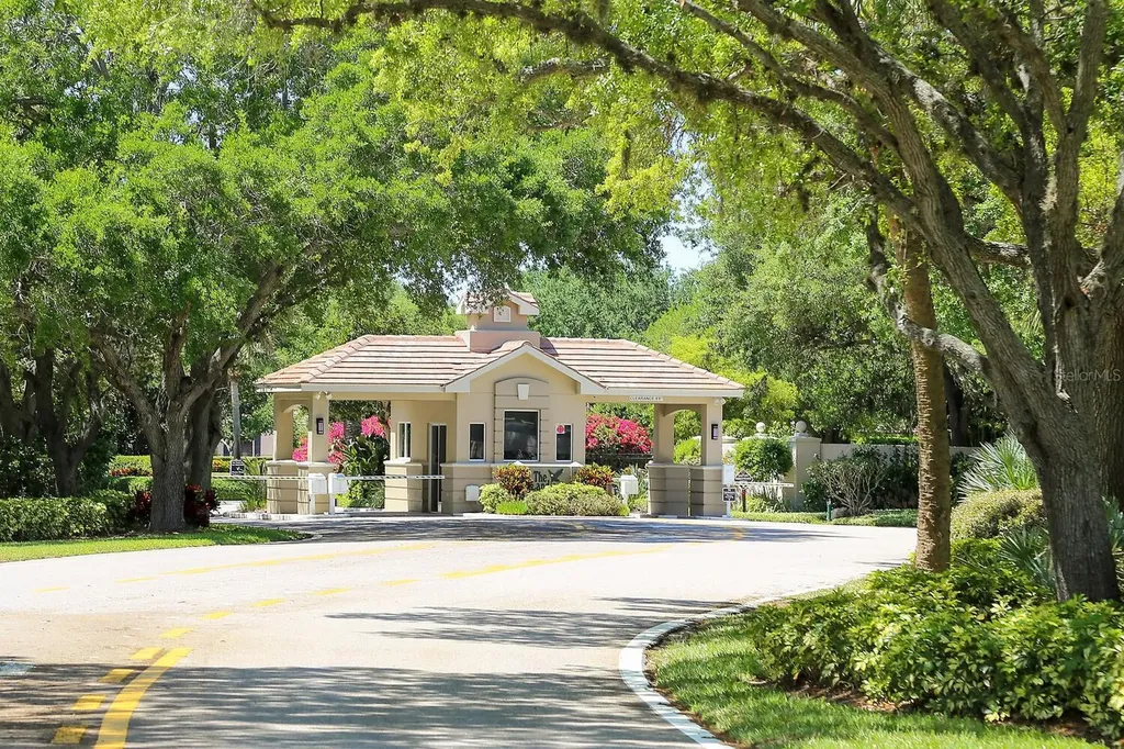 1654 Starling Drive Sarasota FL 34231
