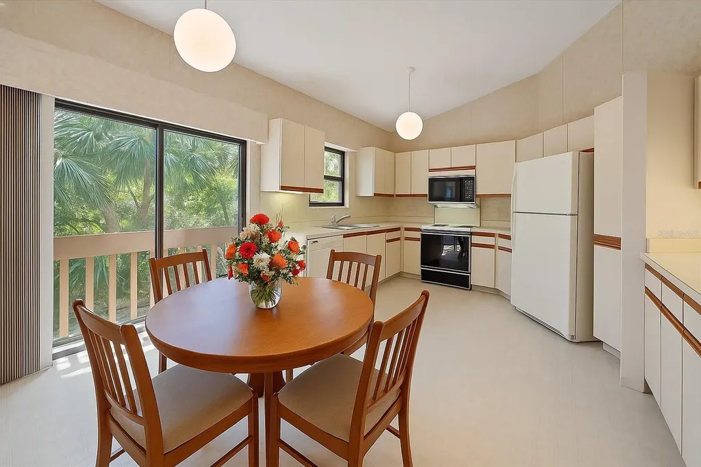 1654 Starling Drive Sarasota FL 34231