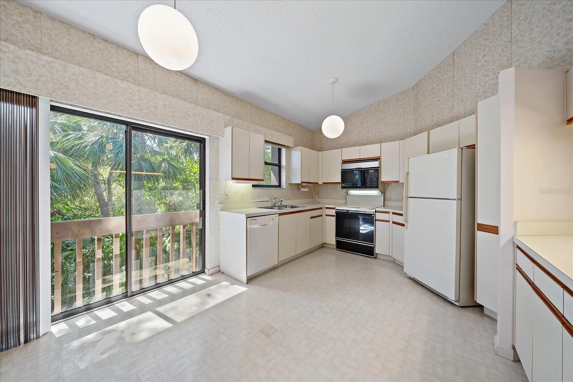 1654 Starling Drive Sarasota FL 34231