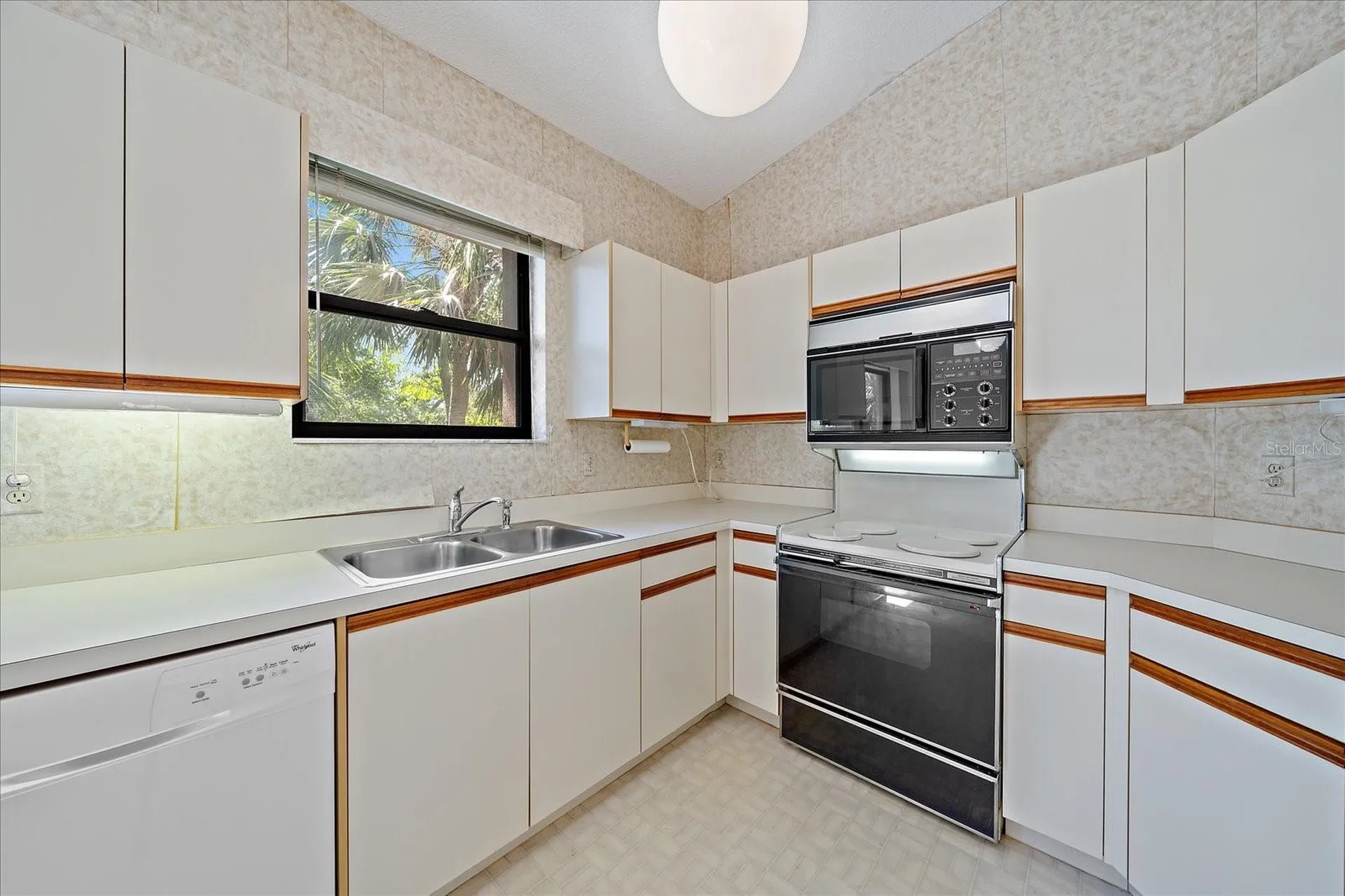 1654 Starling Drive Sarasota FL 34231