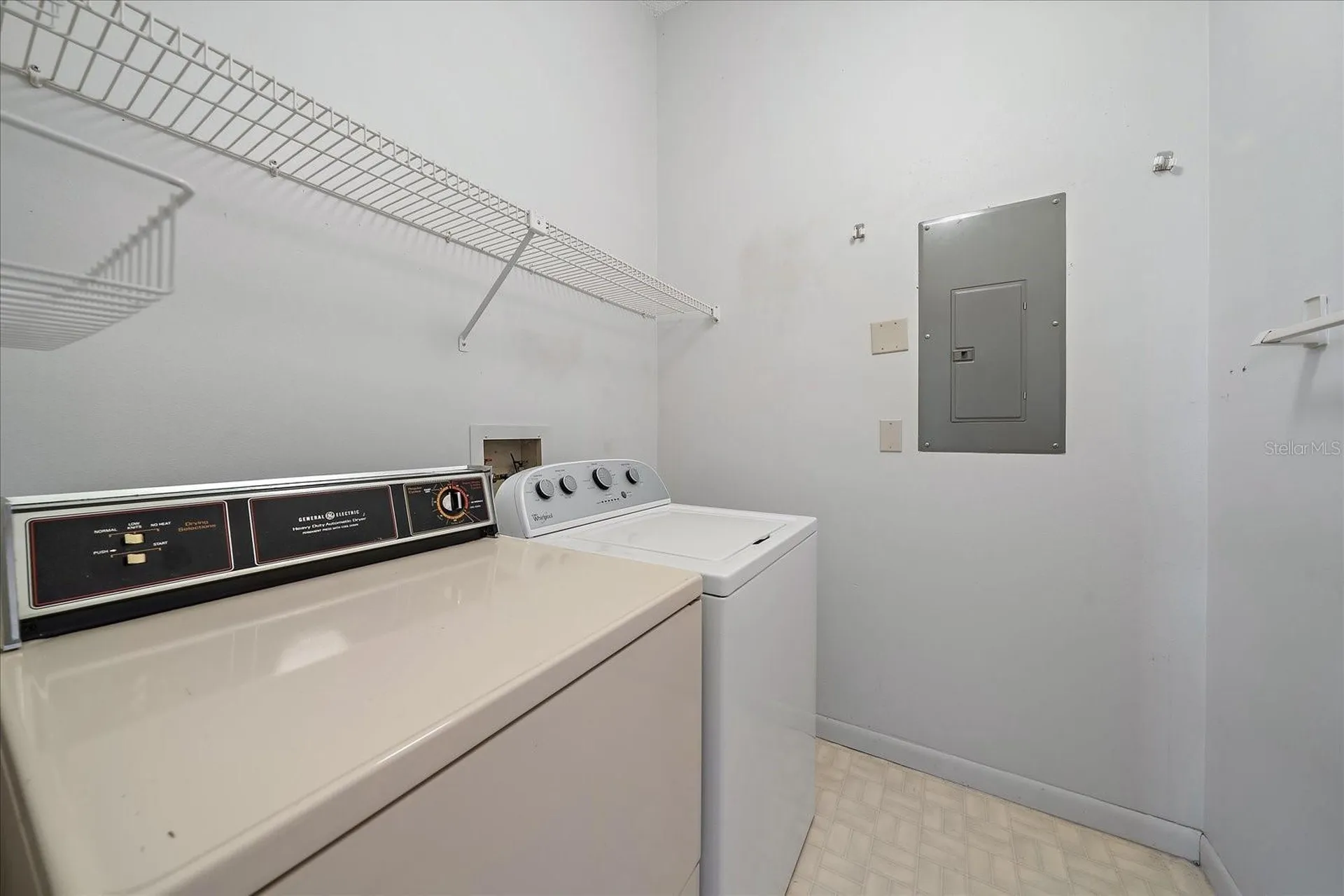1654 Starling Drive Sarasota FL 34231