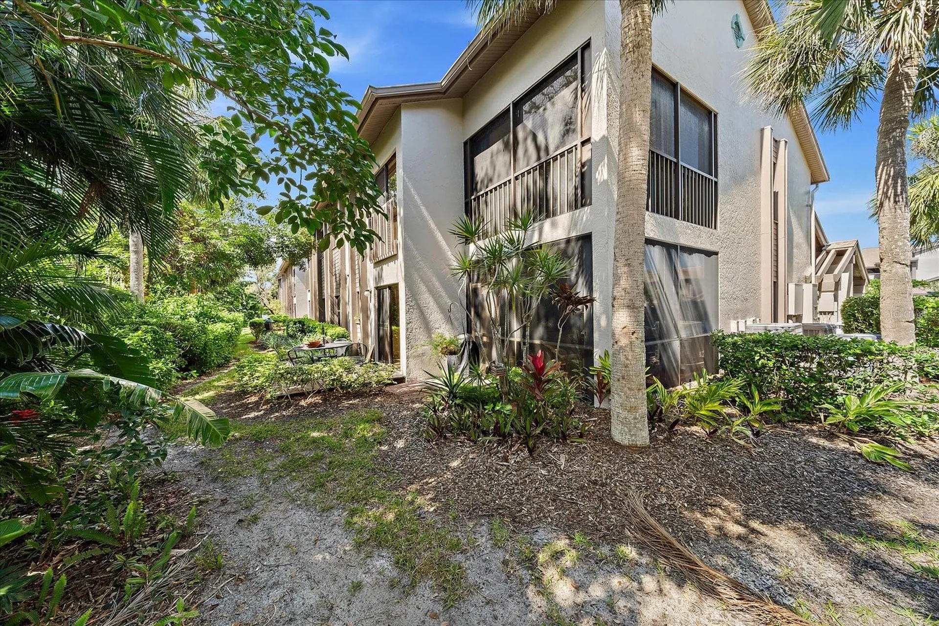 1654 Starling Drive Sarasota FL 34231