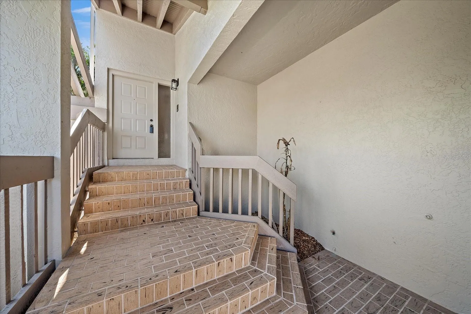 1654 Starling Drive Sarasota FL 34231