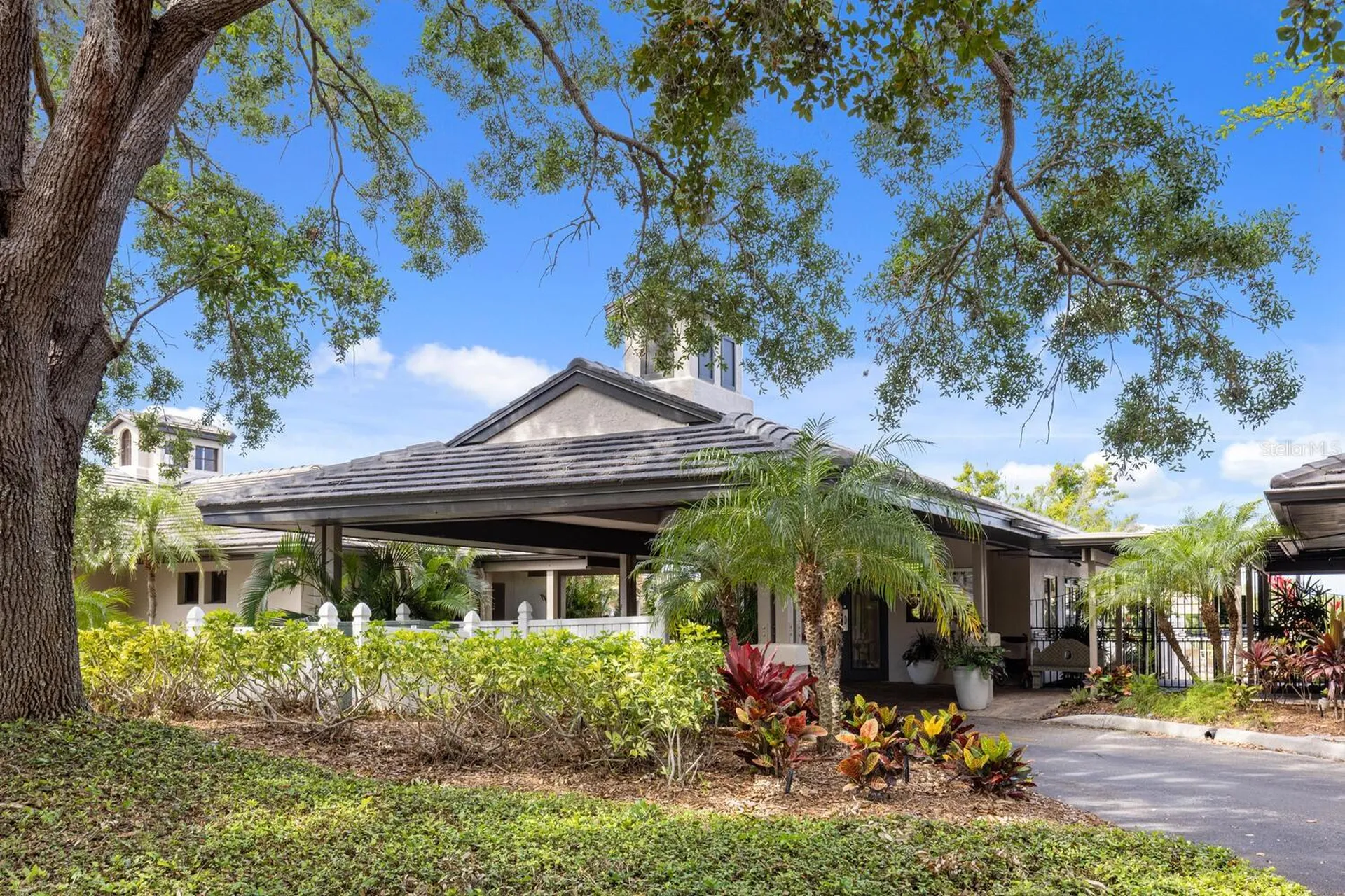1654 Starling Drive Sarasota FL 34231