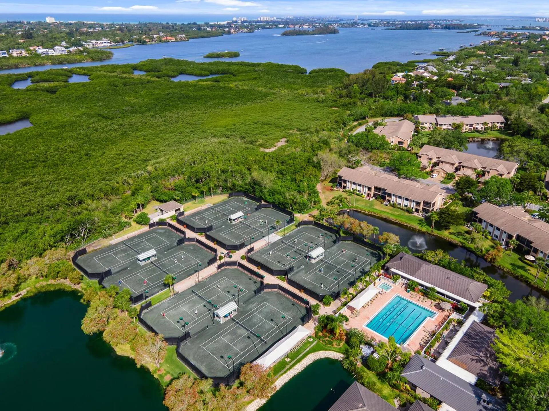 1654 Starling Drive Sarasota FL 34231
