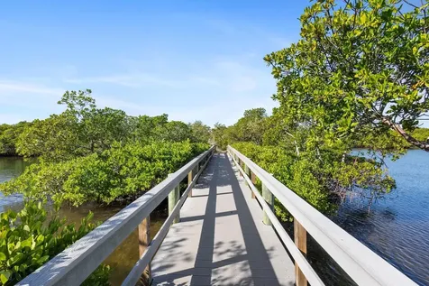 1654 Starling Drive Sarasota FL 34231
