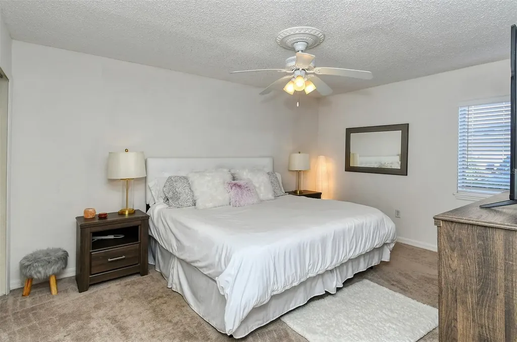 1877 Toucan Way Sarasota FL 34232