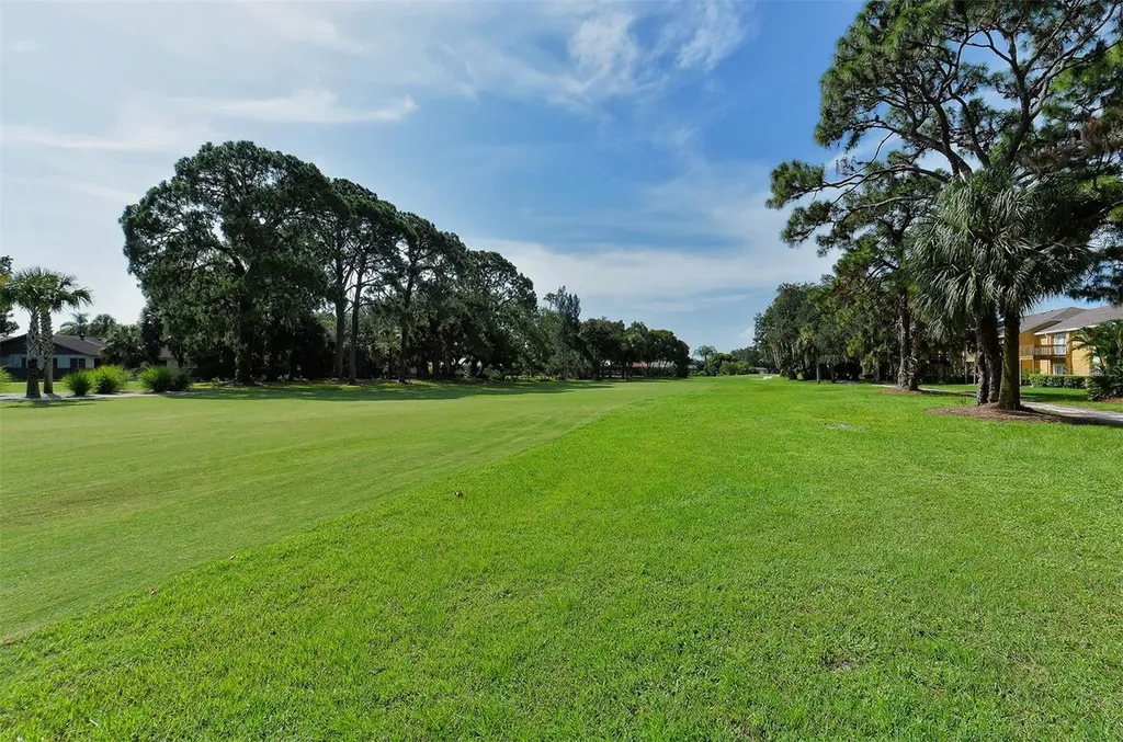 1877 Toucan Way Sarasota FL 34232
