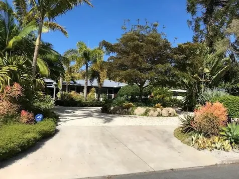 437 Sapphire Drive Sarasota FL 34234