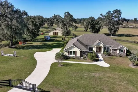 5570 NW 153rd Court Morriston FL 32668