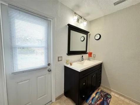 6156 Tidwell Street North Port FL 34291