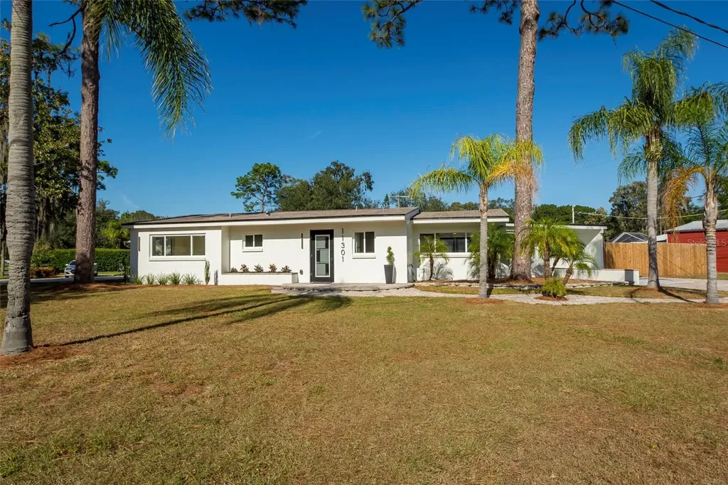 11301 N Rome Avenue Tampa FL 33612