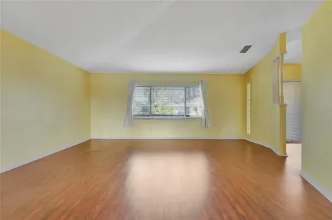 5432 Queen Victoria Drive Leesburg FL 34748