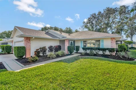 5432 Queen Victoria Drive Leesburg FL 34748