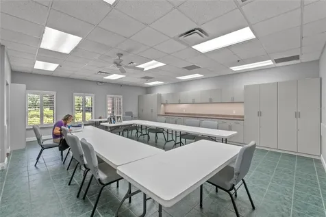 5432 Queen Victoria Drive Leesburg FL 34748
