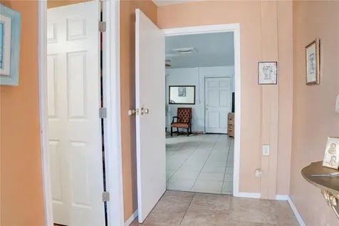 332 Jefferson Street Lake Wales FL 33859