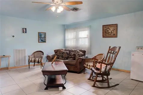 332 Jefferson Street Lake Wales FL 33859