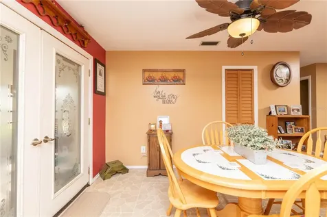 10200 Zebrafinch Avenue Weeki Wachee FL 34614