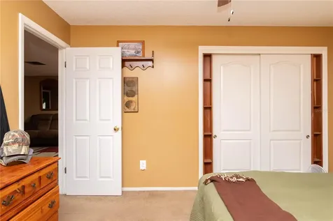 10200 Zebrafinch Avenue Weeki Wachee FL 34614