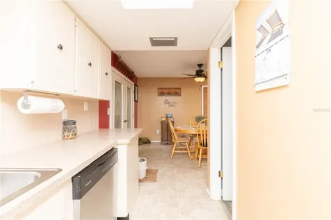 10200 Zebrafinch Avenue Weeki Wachee FL 34614
