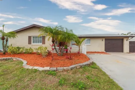 5521 Flora Avenue Holiday FL 34690