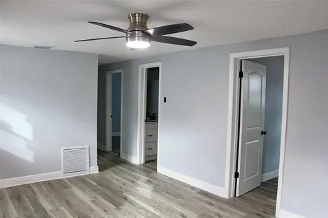 5210 15th Avenue S Gulfport FL 33707