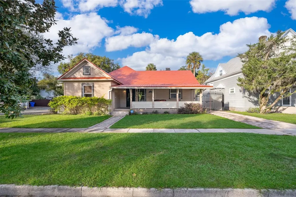 112 N Beaumont Avenue Kissimmee FL 34741