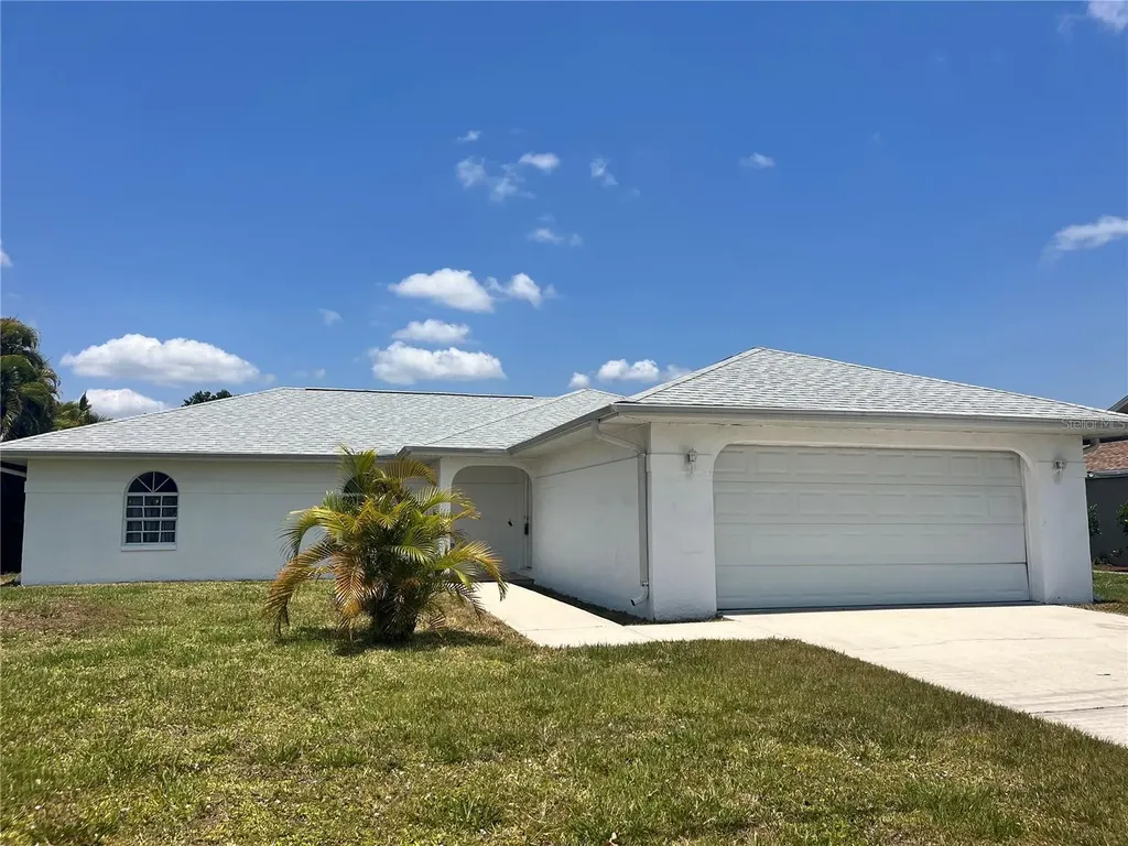 373 Rio De Janeiro Avenue Punta Gorda FL 33983