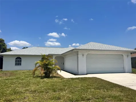 373 Rio De Janeiro Avenue Punta Gorda FL 33983