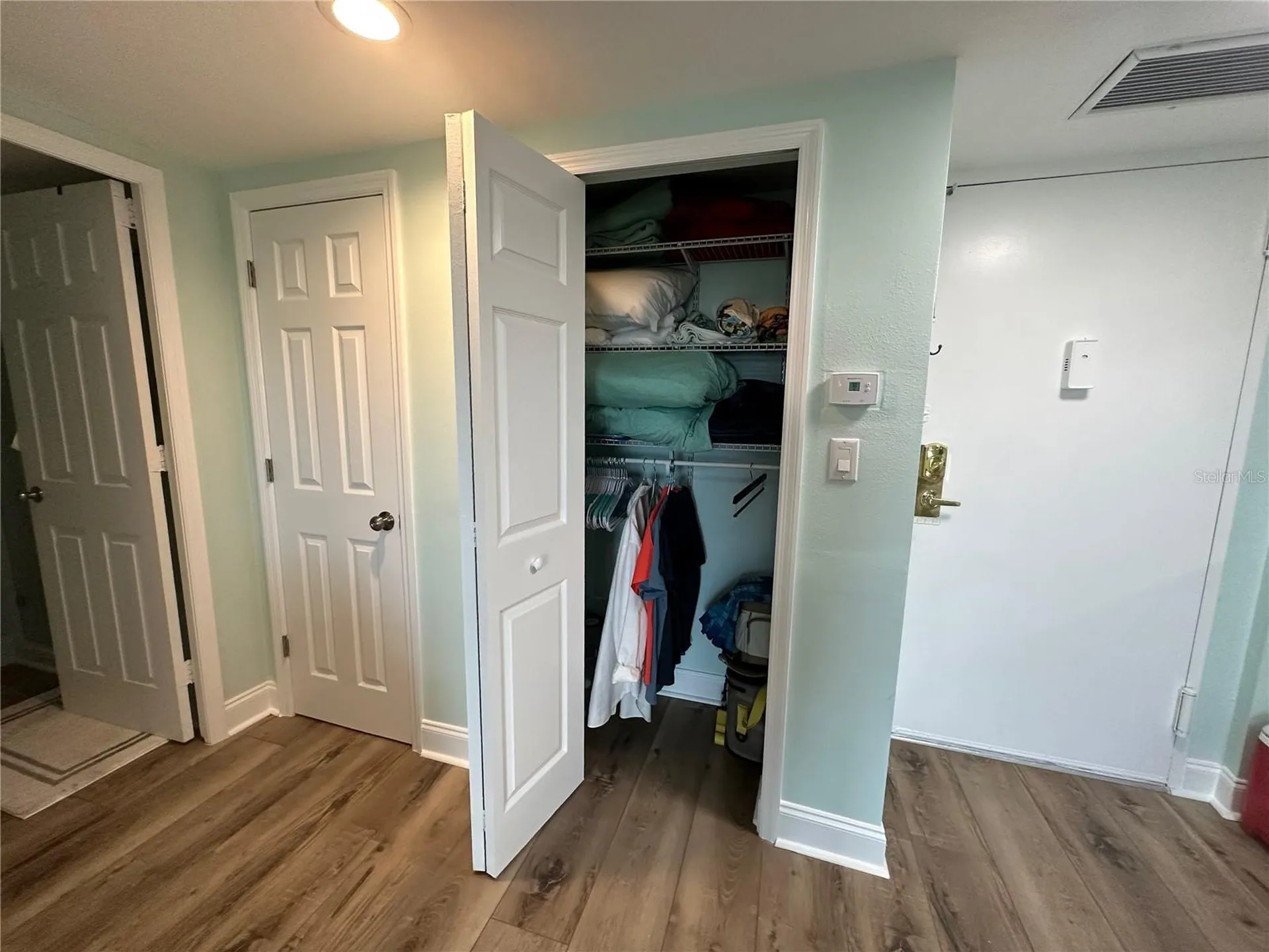 880 Mandalay Avenue Clearwater FL 33767