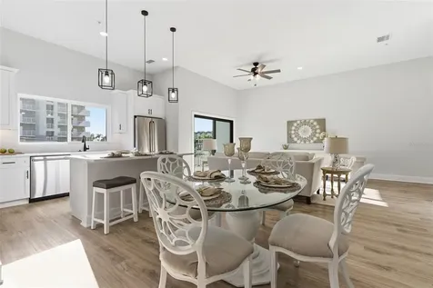 11605 1st Street E Treasure Island FL 33706