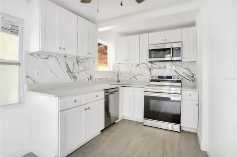 1880 NE 128th Place Anthony FL 32617