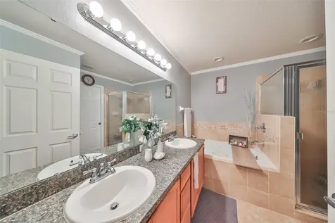 11330 Southwind Lake Drive Gibsonton FL 33534
