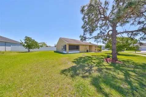 11330 Southwind Lake Drive Gibsonton FL 33534