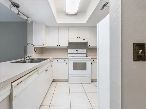 16667 Brigadoon Drive Tampa FL 33618