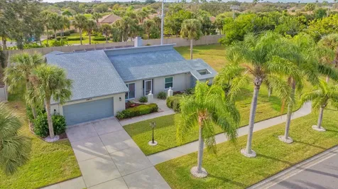 3853 Kingston Boulevard Sarasota FL 34238