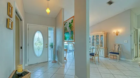 3853 Kingston Boulevard Sarasota FL 34238