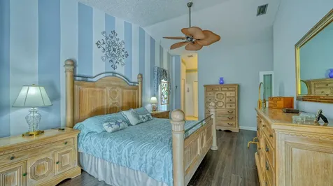 3853 Kingston Boulevard Sarasota FL 34238