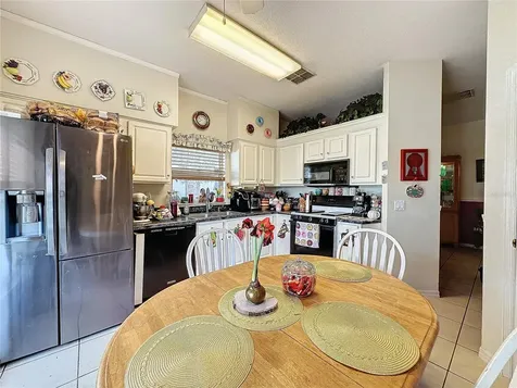 762 Berwick Drive Davenport FL 33897