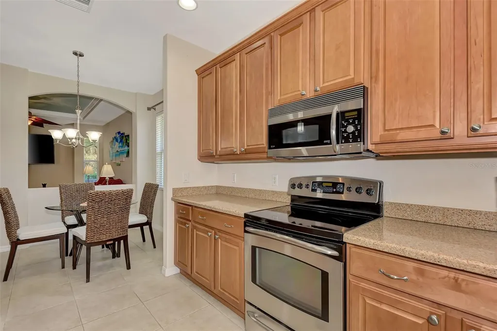 2156 Mesic Hammock Way Venice FL 34292