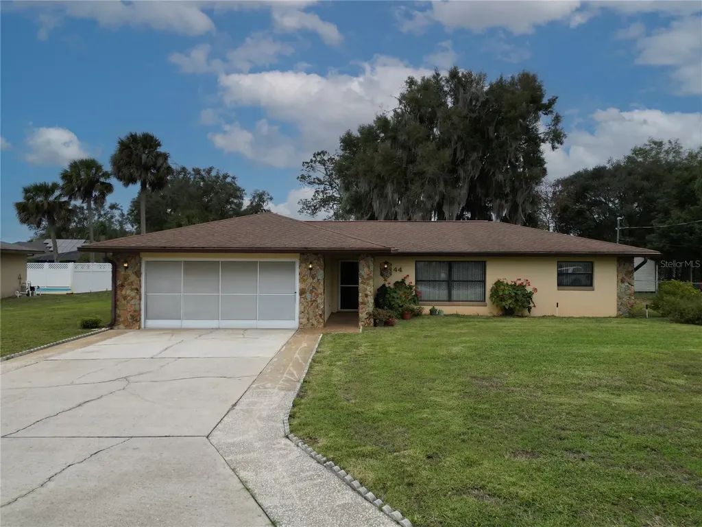 44 SE Chinica Drive Summerfield FL 34491