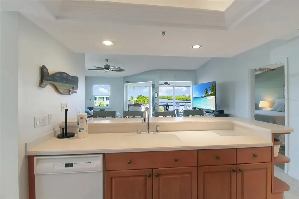 1373 Siesta Bayside Drive Sarasota FL 34242