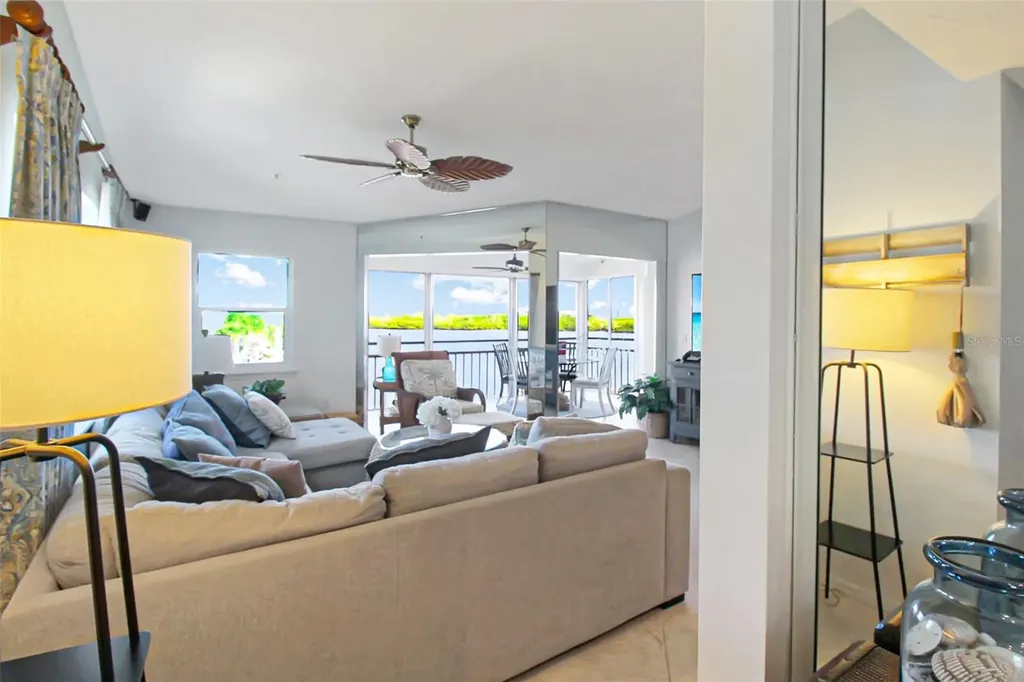 1373 Siesta Bayside Drive Sarasota FL 34242