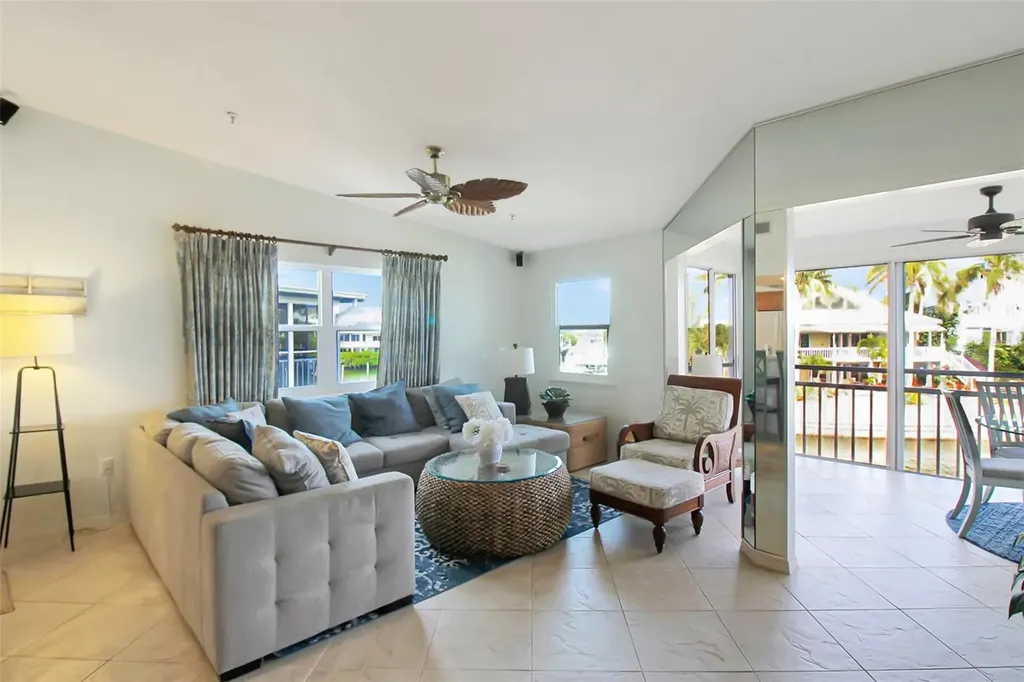 1373 Siesta Bayside Drive Sarasota FL 34242