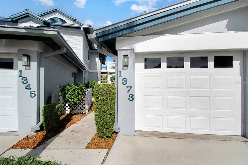 1373 Siesta Bayside Drive Sarasota FL 34242
